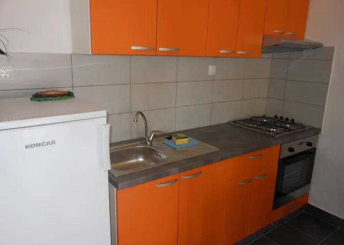 아파트 D & P 코츌라